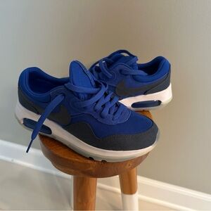 Nike Air Max Motif GS 'Hyper Royal'